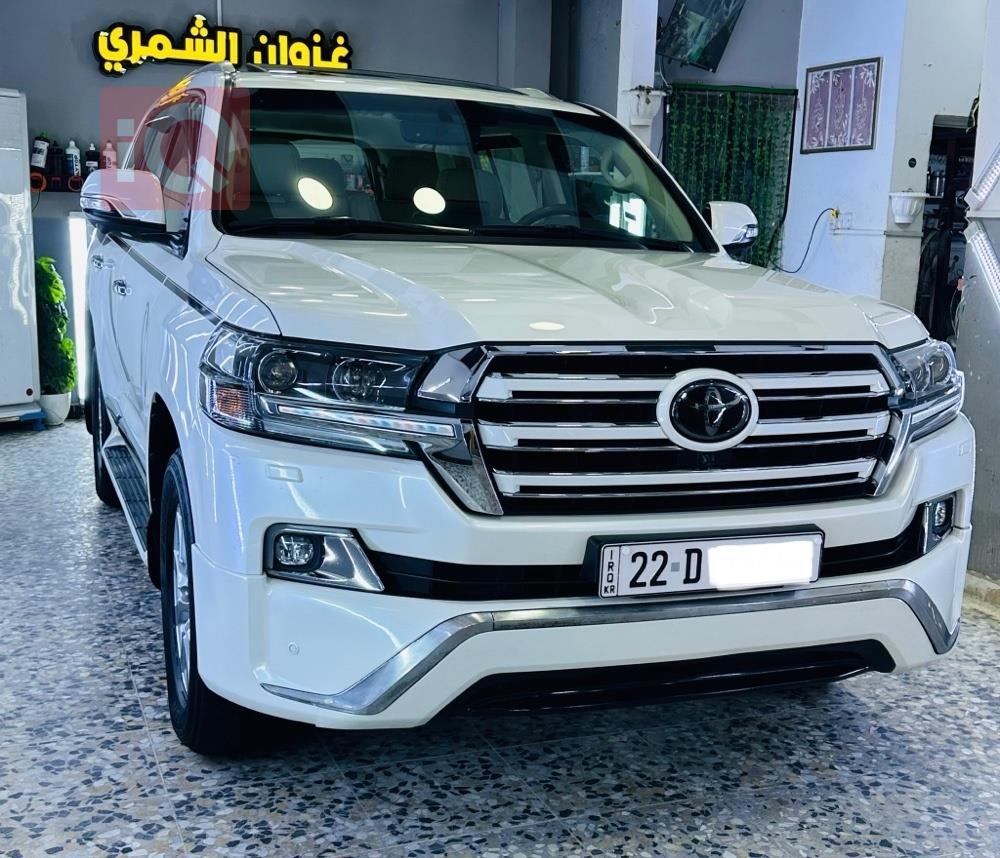 تويوتا لاندكروزر